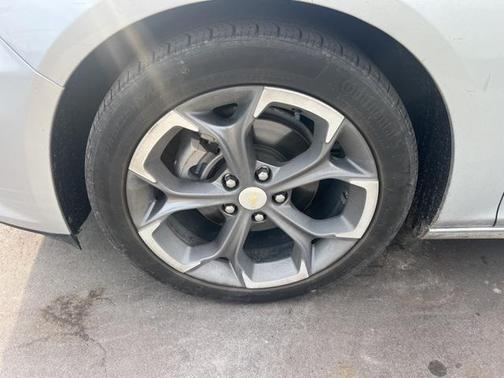 2020 Chevrolet Malibu FWD LT