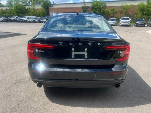 Black Stone 2020 Volvo S60 T5 Momentum