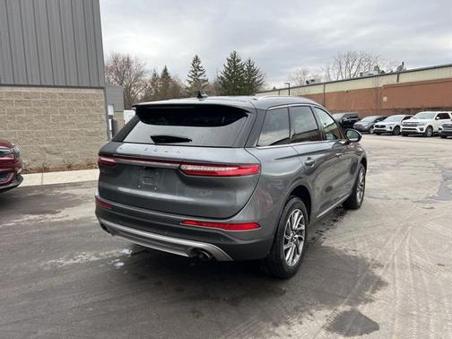2022 Lincoln Corsair Standard