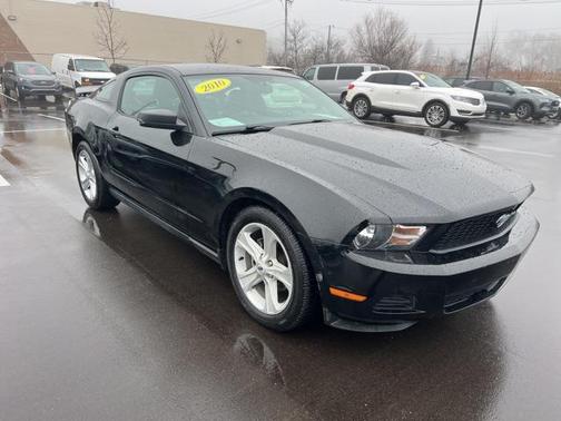 2010 Ford Mustang Base