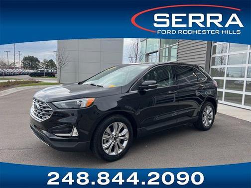 AGATE BLACK METALLIC 2023 Ford Edge Titanium