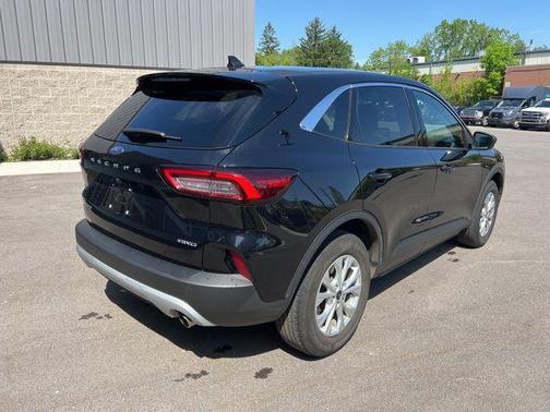 AGATE BLACK METALLIC 2024 Ford Escape Active