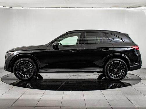 2026 Mercedes-Benz GLC 300 4MATIC