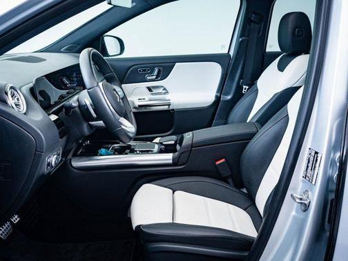 2021 Mercedes-Benz GLA 250 Base 4MATIC