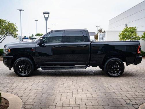 2024 RAM 2500 Laramie Crew Cab 4x4 6'4' Box