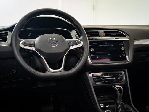 2022 Volkswagen Tiguan 2.0T SE 4MOTION