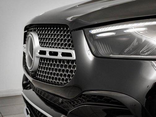 Black 2026 Mercedes-Benz GLE 350 4MATIC