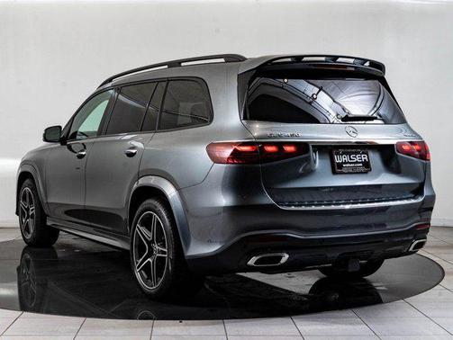 Selenite Grey Metallic 2026 Mercedes-Benz GLS 450 4MATIC