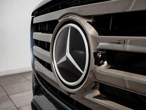 Selenite Grey Metallic 2026 Mercedes-Benz GLS 450 4MATIC