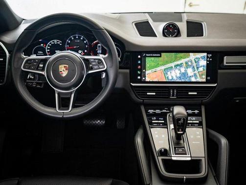 2023 Porsche Cayenne Platinum Edition