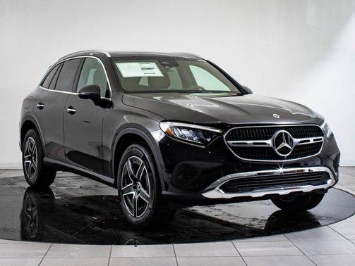 2026 Mercedes-Benz GLC 300 4MATIC