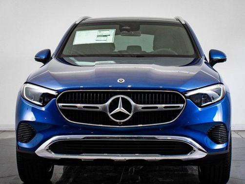 2026 Mercedes-Benz GLC 300 4MATIC