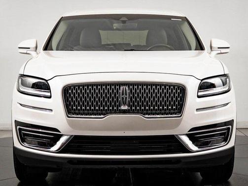 2019 Lincoln Nautilus Select