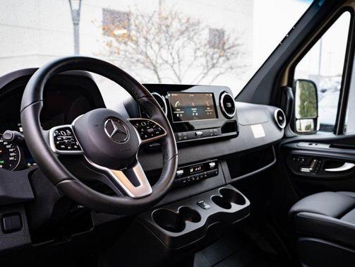 2024 Mercedes-Benz Sprinter 2500 4MATIC