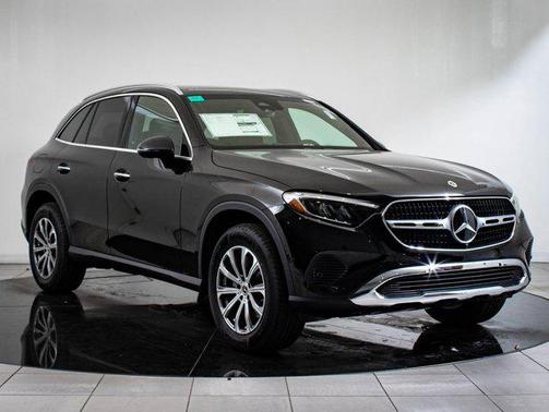 2026 Mercedes-Benz GLC 300 4MATIC