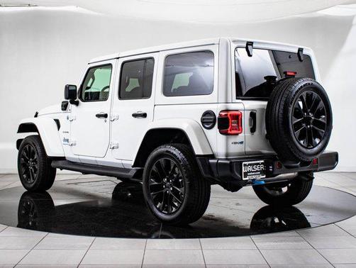 2024 Jeep Wrangler 4xe Sahara