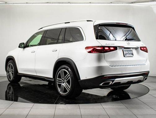 2026 Mercedes-Benz GLS 450 4MATIC