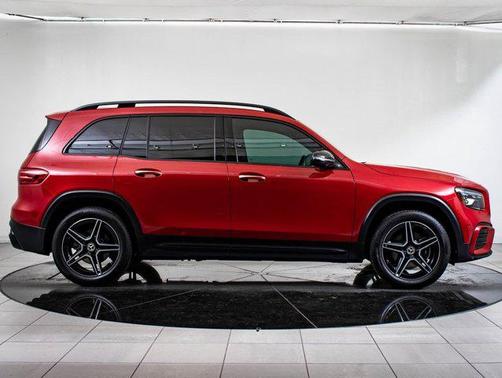 2024 Mercedes-Benz GLB 250 4MATIC