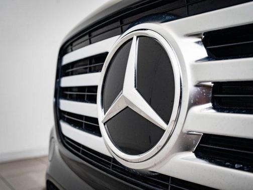 2024 Mercedes-Benz GLB 250 4MATIC