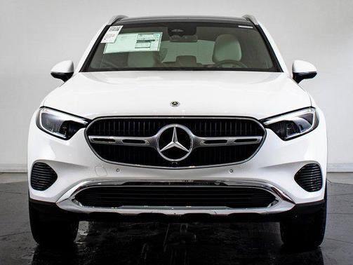 2026 Mercedes-Benz GLC 300 4MATIC