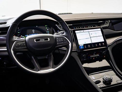 2023 Jeep Grand Cherokee 4xe Base