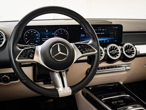 2024 Mercedes-Benz GLB 250 4MATIC