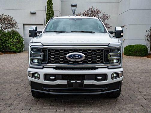 Star White Metallic Tri-Coat 2024 Ford F-350 Limited