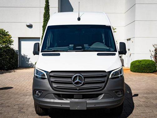 2026 Mercedes-Benz Sprinter 2500 Standard Roof