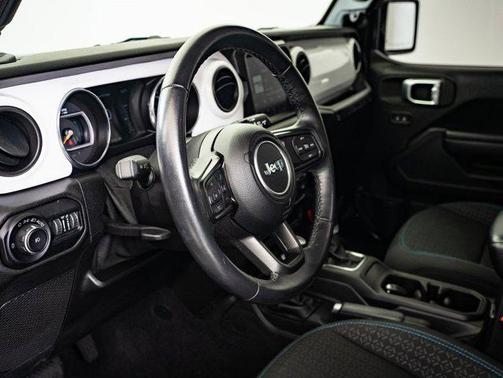 2021 Jeep Wrangler Islander 4X4