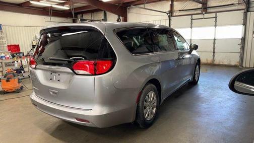 2021 Chrysler Voyager L
