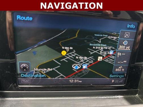 Cortina White 2018 Audi Q3 2.0T Premium