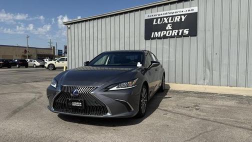 2019 Lexus ES 300h Base