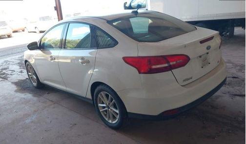 Oxford White 2017 Ford Focus SE