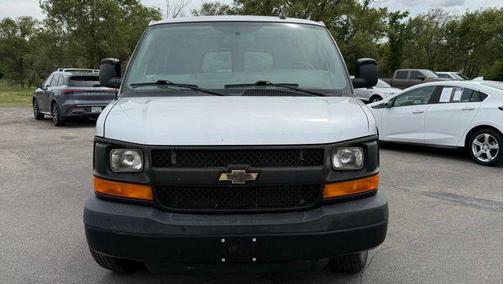 Silver Ice Metallic 2016 Chevrolet Express 3500 Work Van