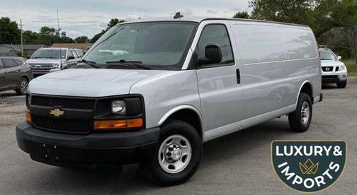 Silver Ice Metallic 2016 Chevrolet Express 3500 Work Van