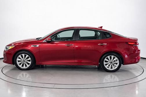Remington Red Metallic 2018 Kia Optima S