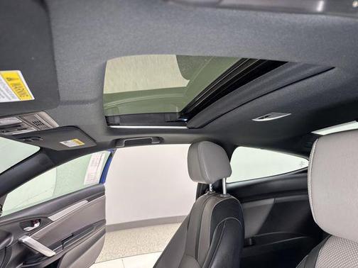 Aegean Blue Metallic 2018 Honda Civic EX-L