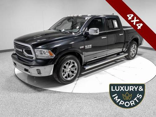 2017 RAM 1500 Limited Crew Cab 4x4 5'7' Box