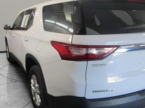 2021 Chevrolet Traverse LS