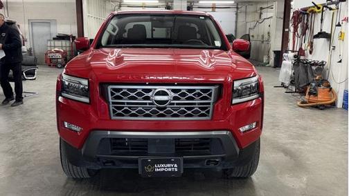 2022 Nissan Frontier SV