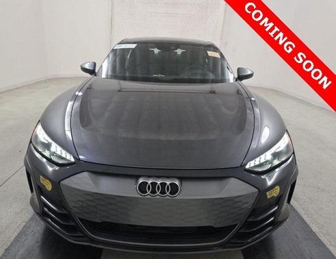 2022 Audi e-tron GT Prestige