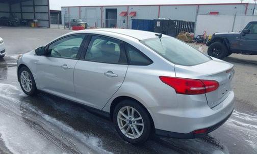 Ingot Silver 2017 Ford Focus SE