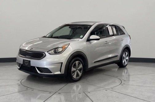 Silky Silver 2018 Kia Niro FE