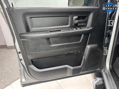 2021 RAM 2500 Tradesman Crew Cab 4x4 6'4' Box