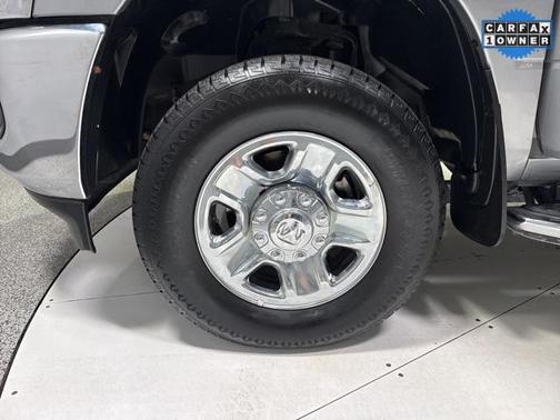 2021 RAM 2500 Tradesman Crew Cab 4x4 6'4' Box