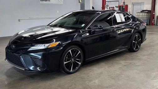 Midnight Black Metallic 2019 Toyota Camry XSE