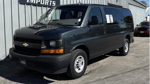 2017 Chevrolet Express 2500 LS