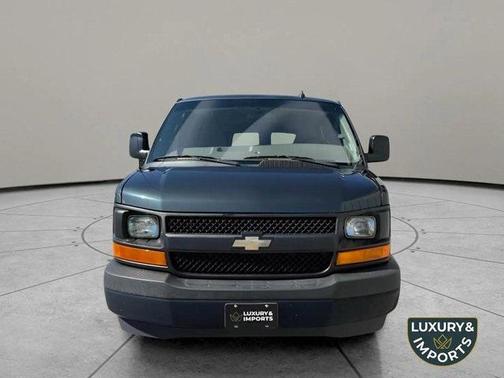 2017 Chevrolet Express 2500 LS
