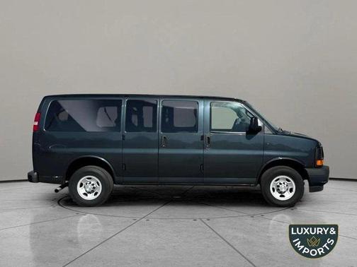 2017 Chevrolet Express 2500 LS
