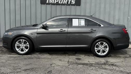 2017 Ford Taurus SEL